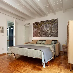 Porta Ticinese - Navigli Apartment Milan